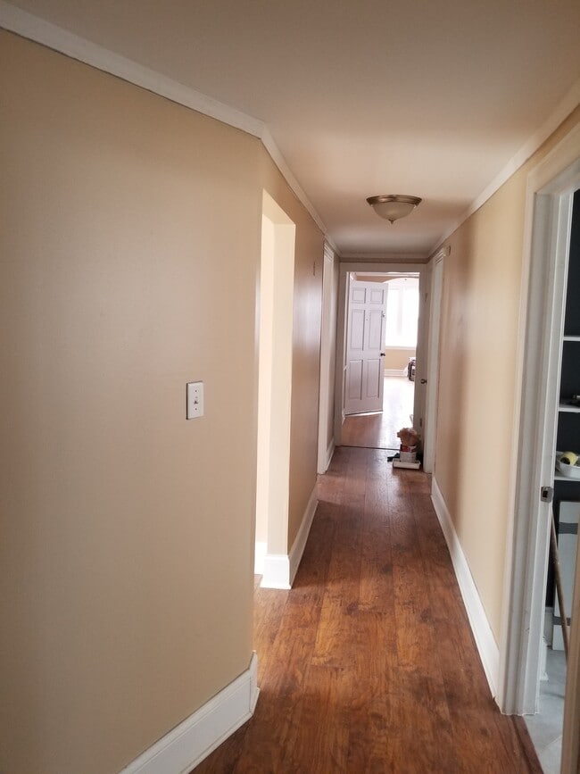 Photo - 2331 S Lombard Ave Unit 2