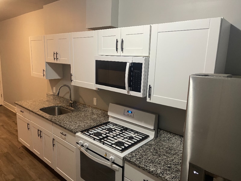 Photo - 1042 Pear St