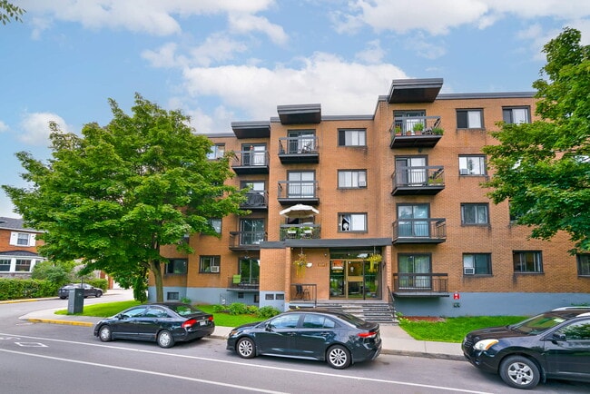 Building Photo - 6161 Boulevard LaSalle