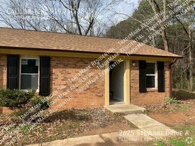 Building Photo - 2625 Stewart Dr Rental