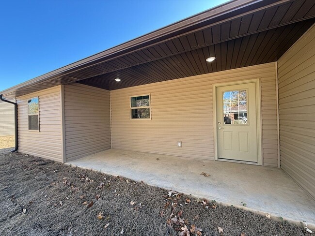 Photo - New Construction - 3 bedroom, 2 bath home ...