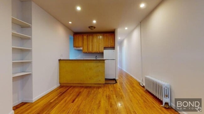 Building Photo - 4 bedroom in Manhattan NY 10003 Unit 20 Rental
