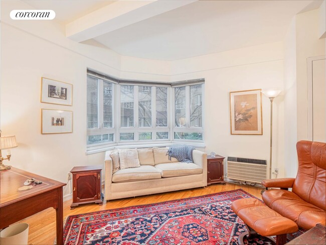 Photo - 333 W 57th St Condominio