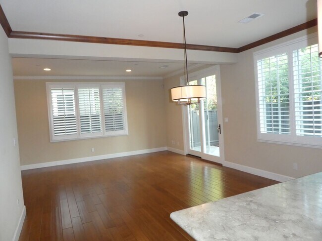 21 Ludina Way