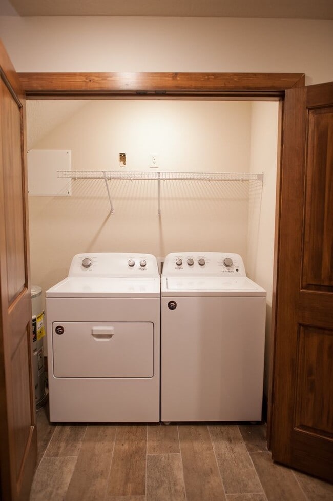 Building Photo - Union Biscuit West - 102 Unit UBL 102