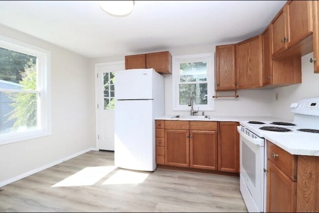 Photo - 31 Kennedy Dr