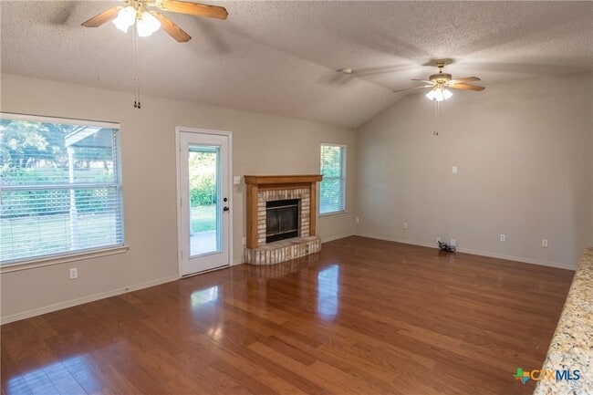 Photo - 924 Northern Dancer Dr