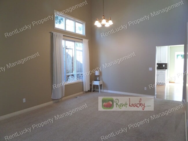 Photo - Gorgeous 3-Bedroom Home in Highly Desirable Duvall Neighborhood - The Ridge in Duvall!