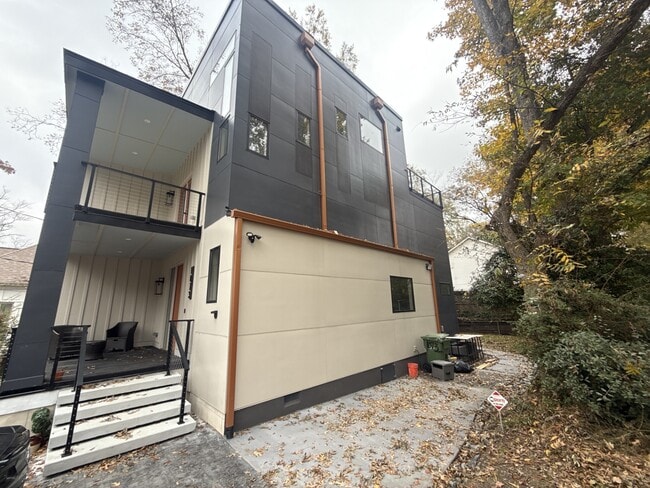 Photo - 1073 Hemphill Ave NW