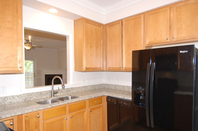 Photo - 133 Old Grove Ln