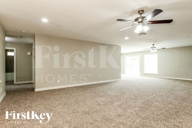 Photo - 8038 W Windrose Dr