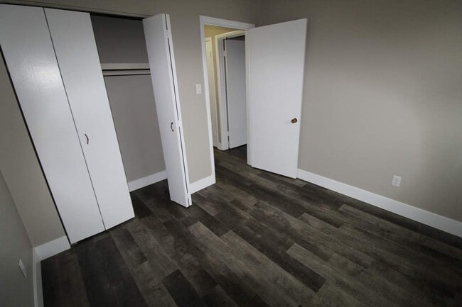 Photo - Greystone Court