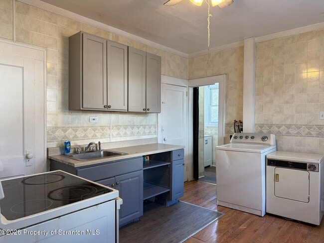 Photo - 83 S Empire St