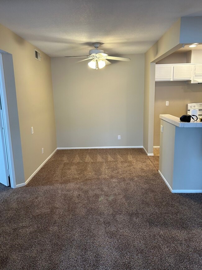 Photo - 1109 Tivoli Ln Unit 131