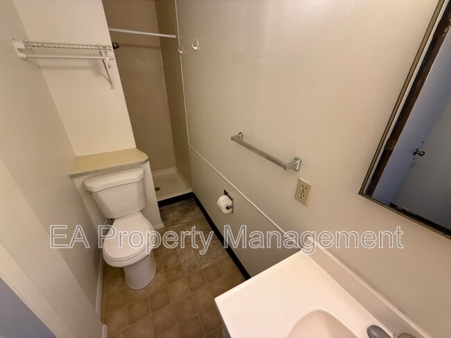 Photo - 7700 Mcknight Ave NE