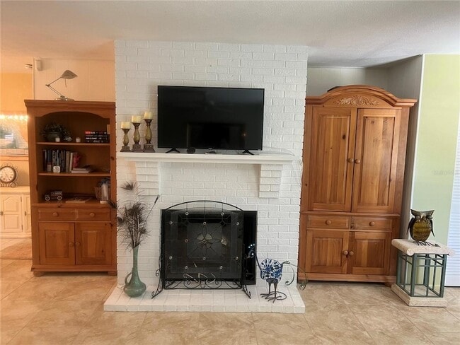 Photo - 2425 Doud St