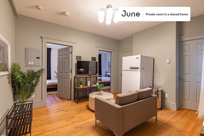 Photo - Room in Shared 3 bed/1 bath home Unit A