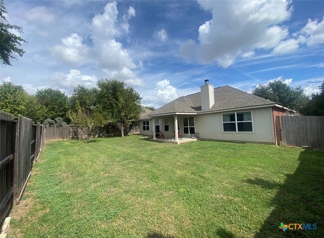 Photo - 5704 Meadow Wood Dr