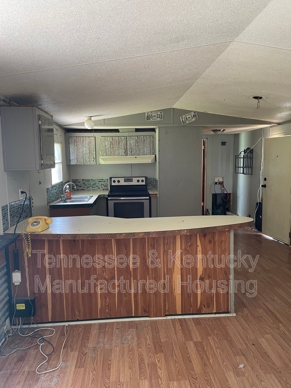 Photo - 127 Cumberland Ln