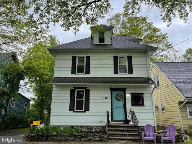 Building Photo - 146 Virginia Ave Rental