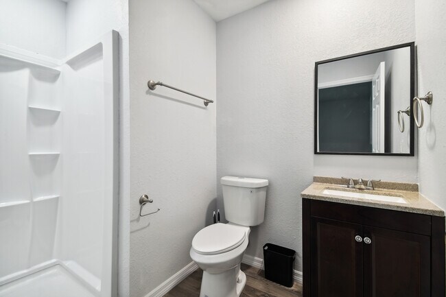 Photo - 1051 Dogwood Dr