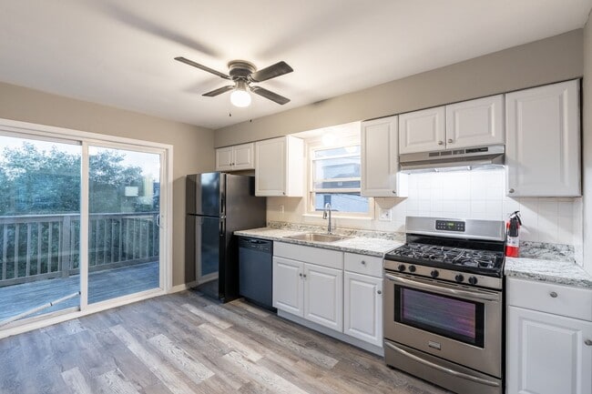 63-65-65 Maple Ave Unit 65 Maple Ave