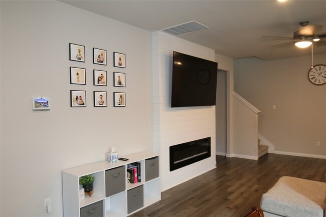 Photo - 1336 Mount Blanc Path