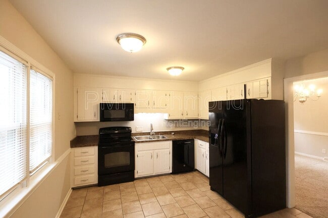 Photo - 401 Walton Park Rd