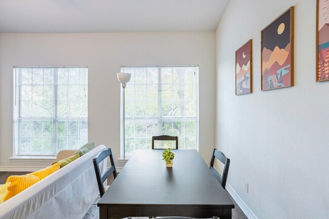 Photo - 1005 W 23rd St Unit SI ID1318654P