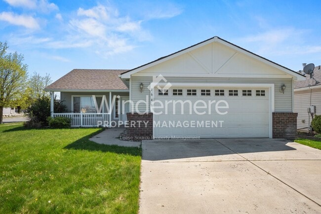 Building Photo - *Coming Soon* 3 Bedroom 2 Bath Home In North Spokane