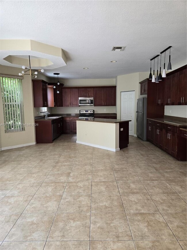 Photo - 2221 Sloane Pl