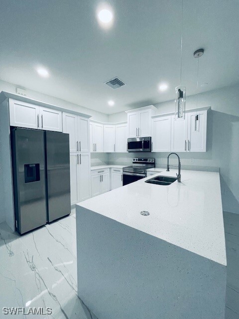 Photo - 2524 39th St W