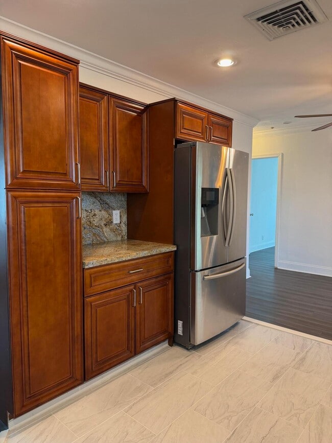 Photo - 3 Forest Hills Ln