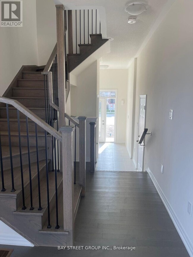 Photo - 160 William Booth Ave