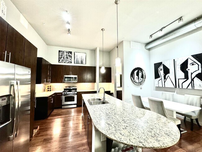 Photo - 2525 McCue Rd Unidad 441 Rental