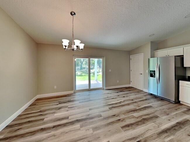 Photo - 1866 W Hialeah Dr