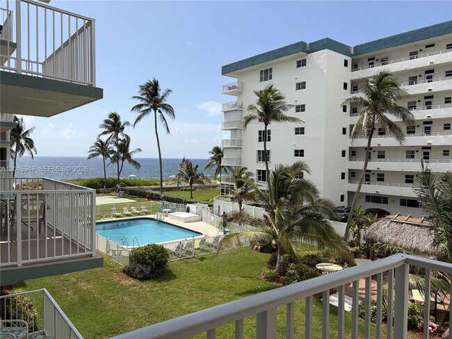 Photo - 1750 S Ocean Blvd Unidad 304E