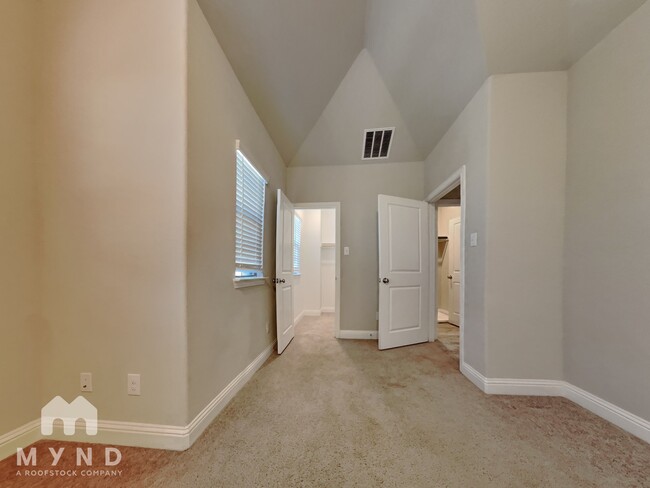 Photo - 6288 Rilla St