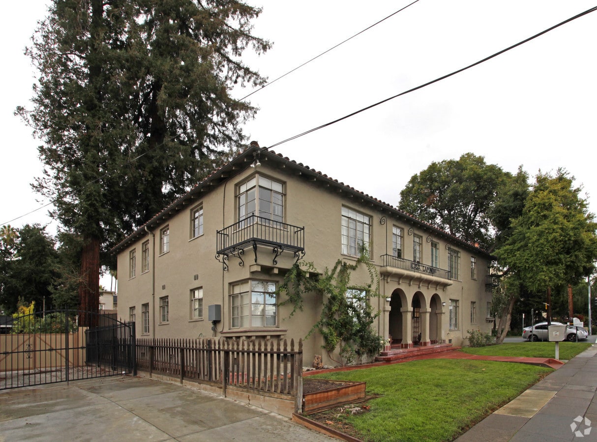 Photo - Casa Camino Apartments