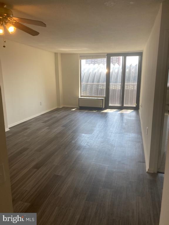 Photo - 1420 Locust St Apartment Unit 12R