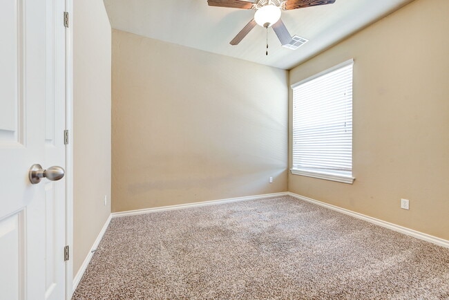 Photo - 2113 Houston Ave