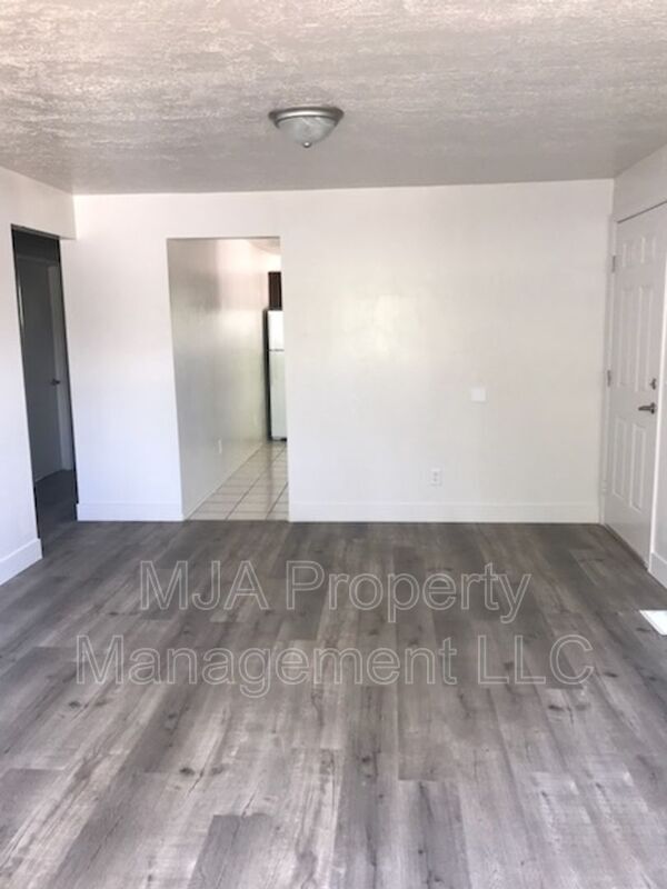 Photo - 655 S 1000 W Unit #4