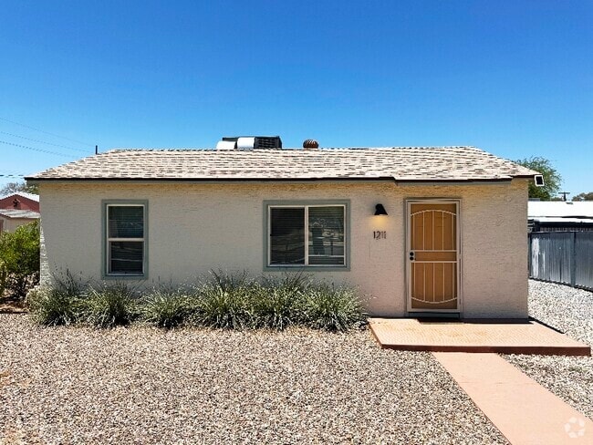 Building Photo - 1211 N Richey Blvd Rental
