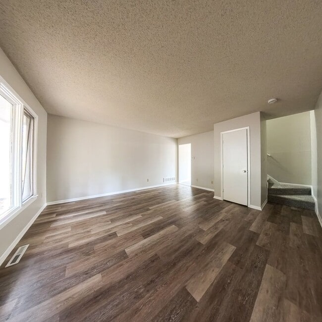 Photo - 611 Hickory Hill Ln Apartamento Unidad 611 Hickory Hill Ln