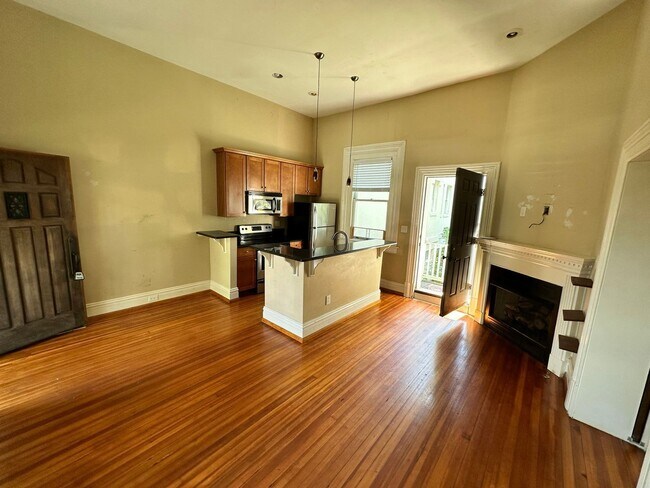 Photo - 1101 W Grace St Unidad 2