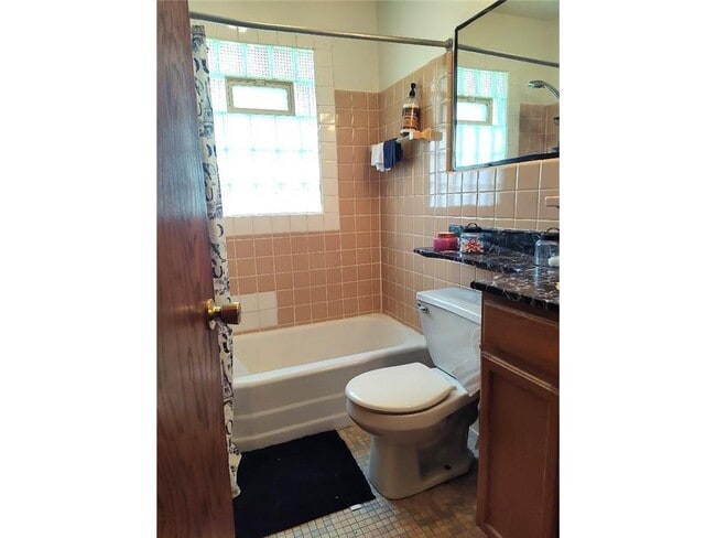 Photo - 4101 Lowry Ave N