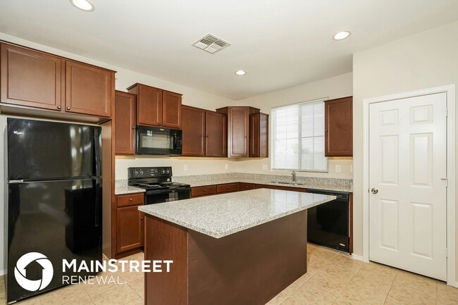 Photo - 11796 W Locust Ln