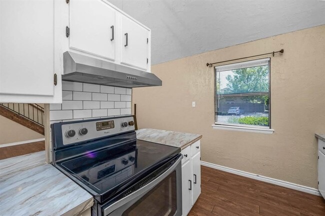 1113 NW 52nd Cir