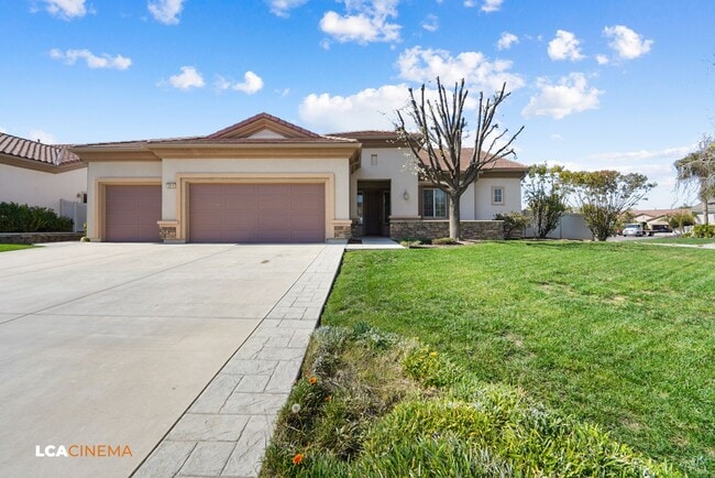 Building Photo - READY NOW! 55yrs old and older gated Solera home
