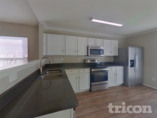 Photo - 3634 Charterhall Ln